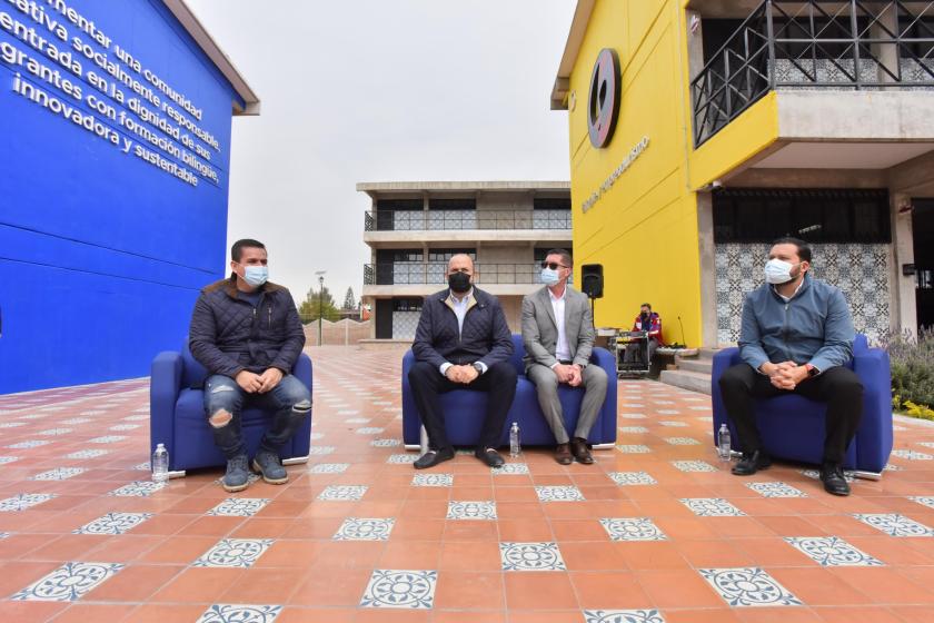 UdeG inaugura edificio de aulas construidas con recursos generados por empresas universitarias