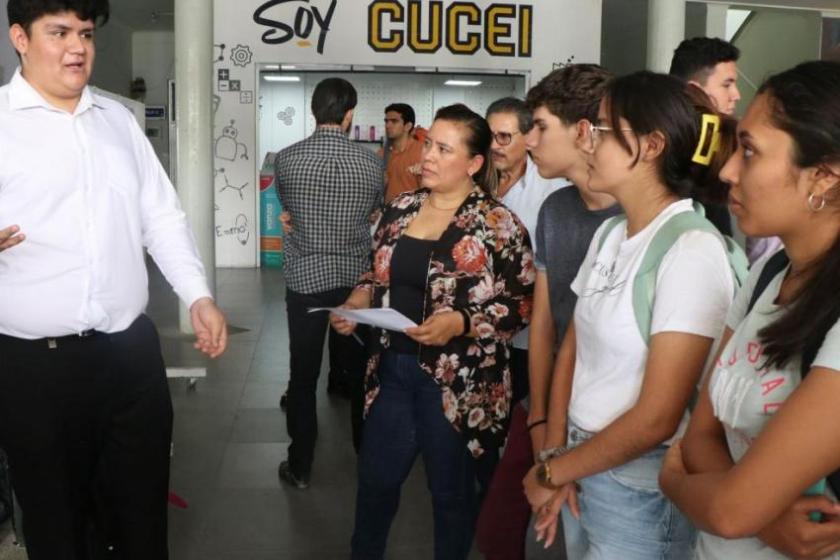 Feria de Ciencias en CUCEI